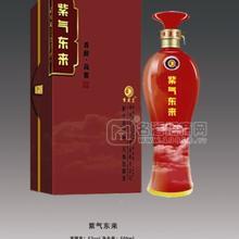 貢蓮皇紫氣東來白酒