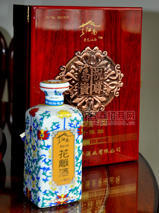 一級品20年陳釀仿紅木景德鎮(zhèn)瓶禮盒花雕酒紹興黃酒