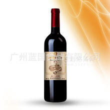 鼎級干紅 梅洛葡萄為原料 在橡木桶中陳釀多年 葡萄酒