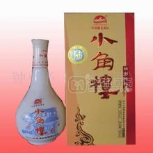 大量小角樓白酒