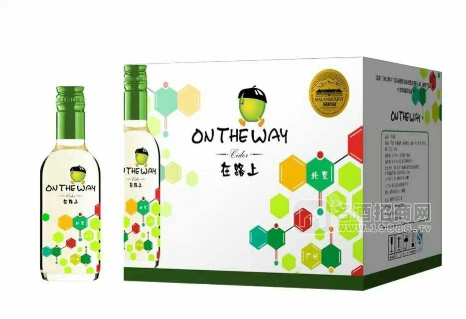 在路上 蘋果酒 年輕人的時尚飲品