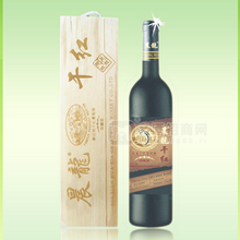 晨龍木盒干紅葡萄酒