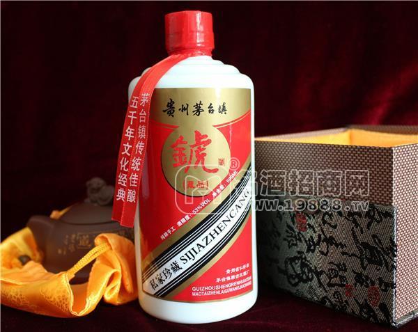 白酒批發(fā)團(tuán)購(gòu)，醬香白酒，錿酒藏品