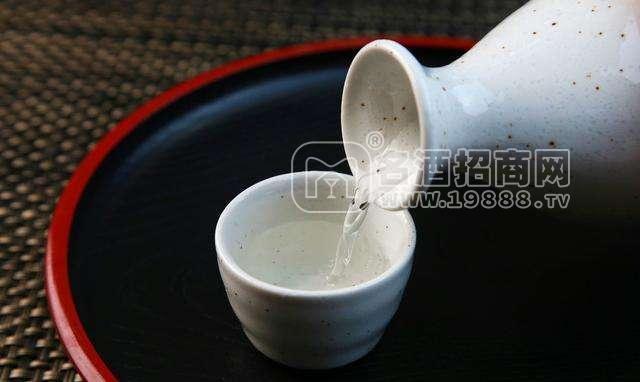 白酒代理|白酒團(tuán)購二道燒白酒故事你知多少？招商