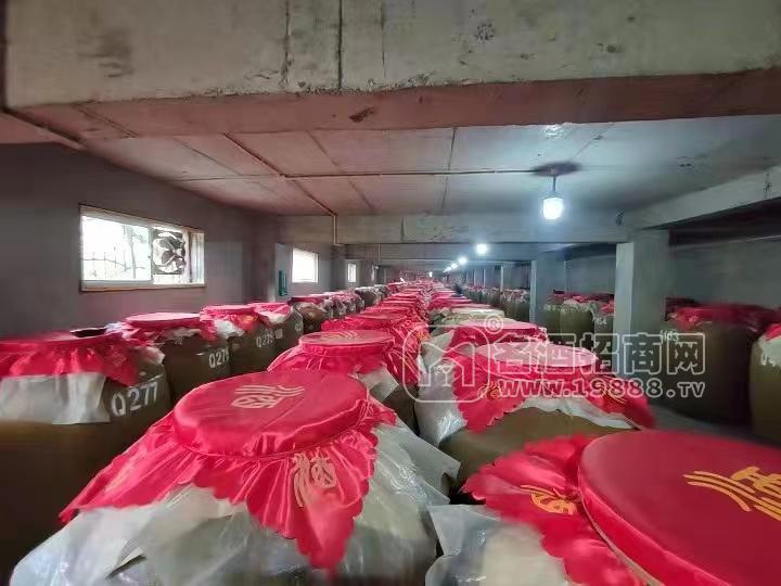 貴幸酒業(yè)支持開發(fā)產(chǎn)品 OEM貼牌 品牌經(jīng)營(yíng) 選購(gòu)基酒